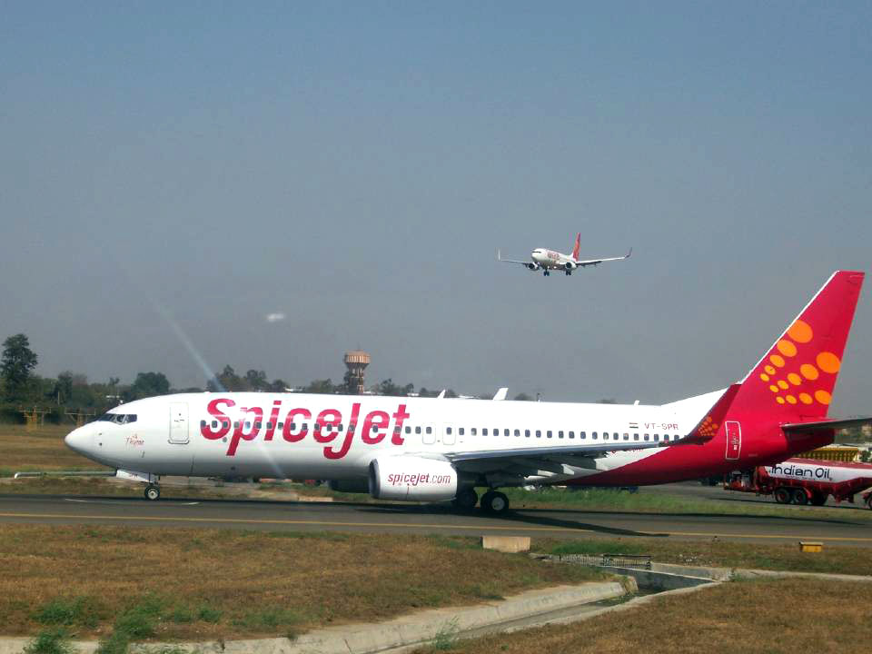 Spice jet Mega sale Rs 999 for travel passenger in 2015